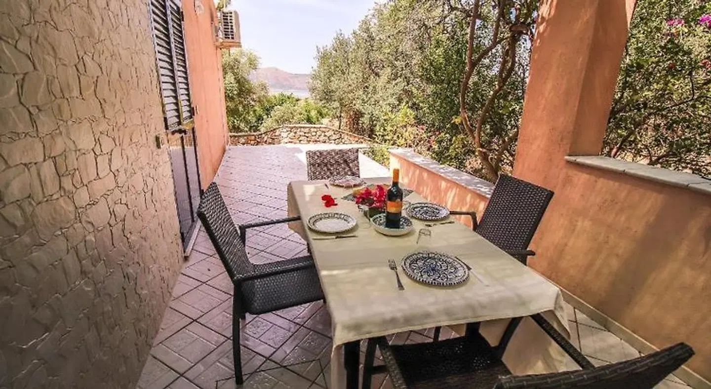 Cala Dell'Arena Terrasse