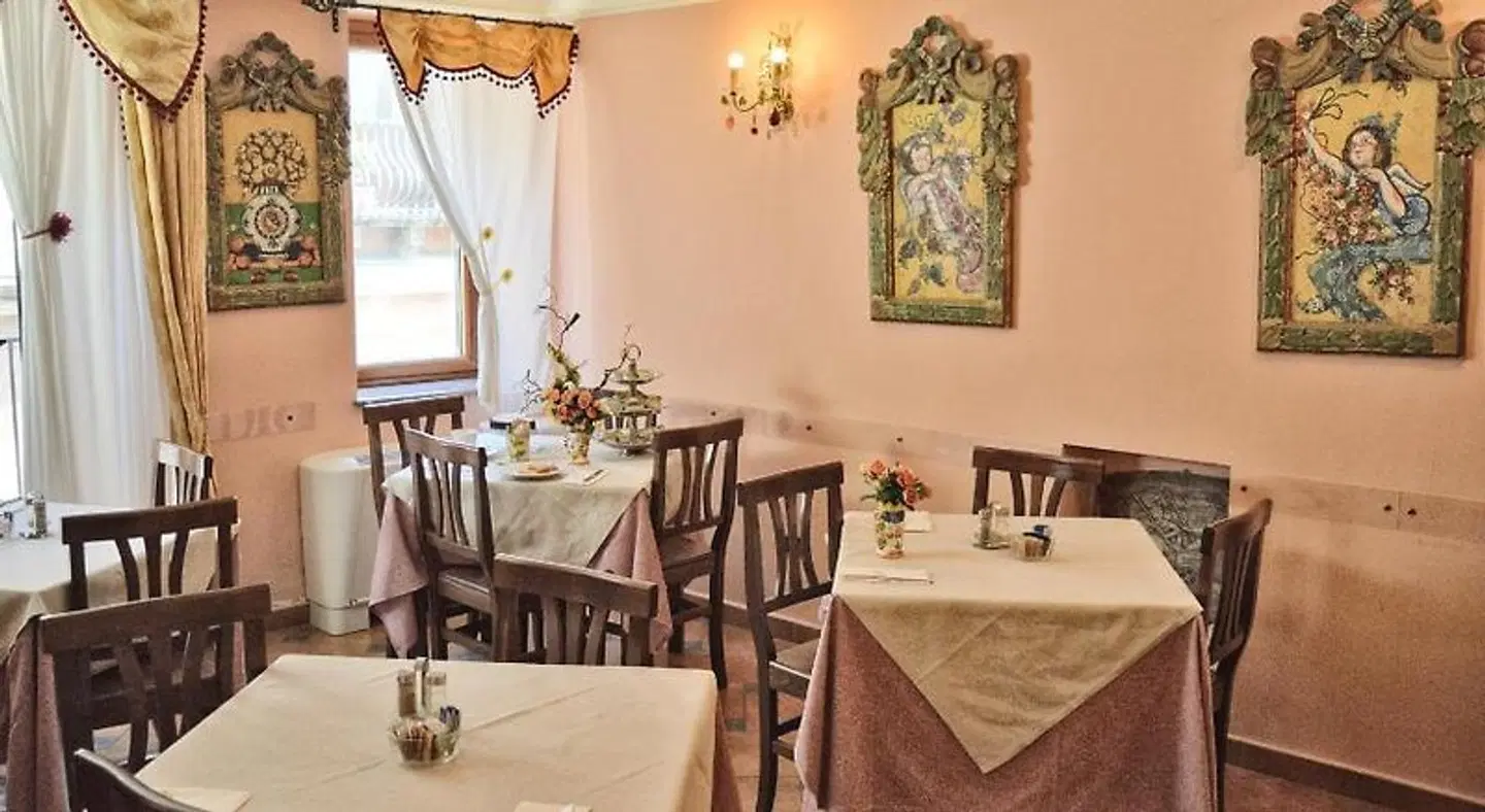 Victoria Restaurant