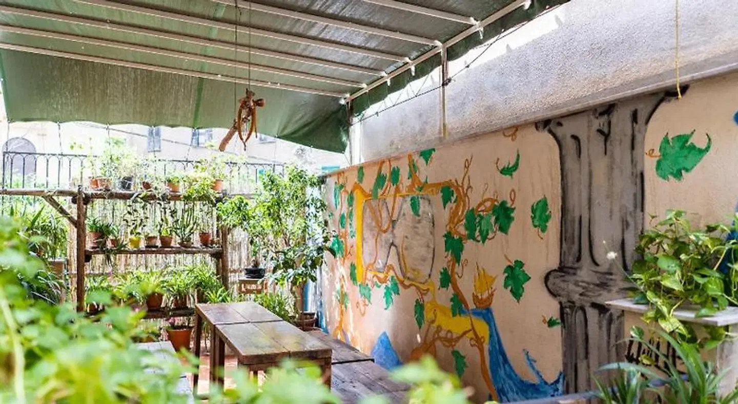 A Casa di Amici Hostel and Guesthouse Restaurant