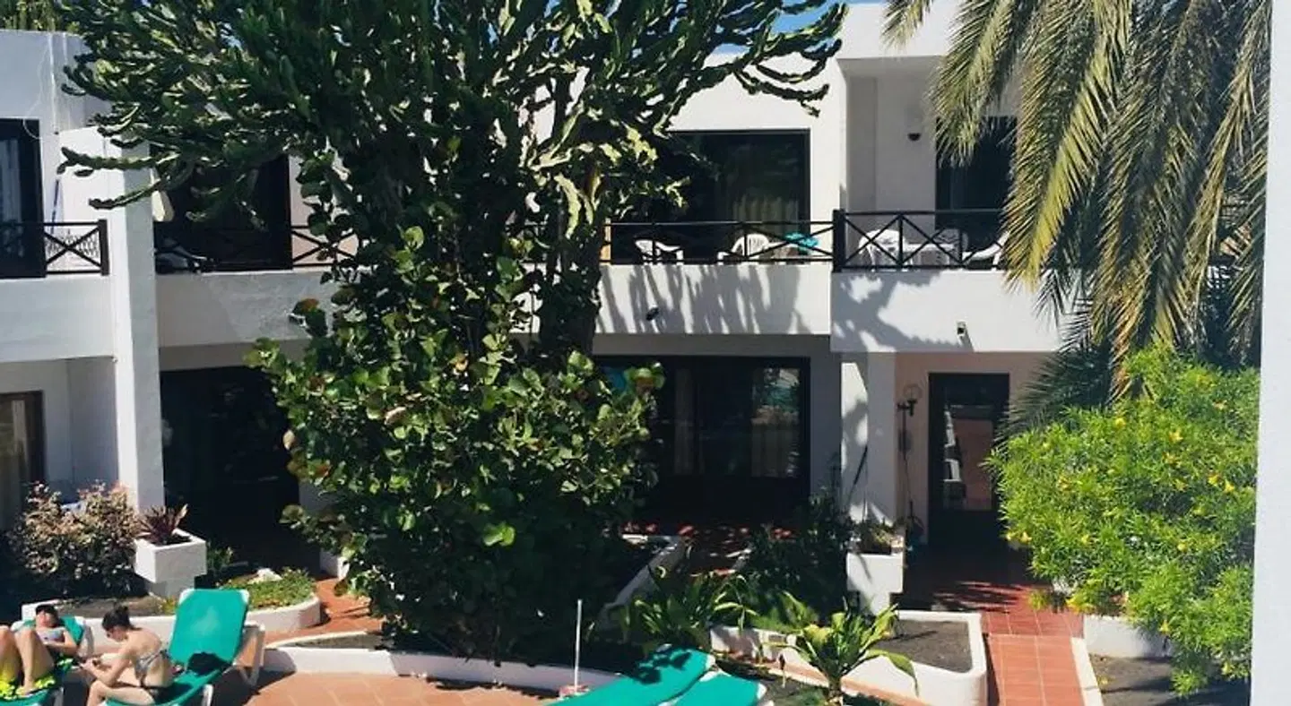 Apartamentos Maribel EXTERIOR