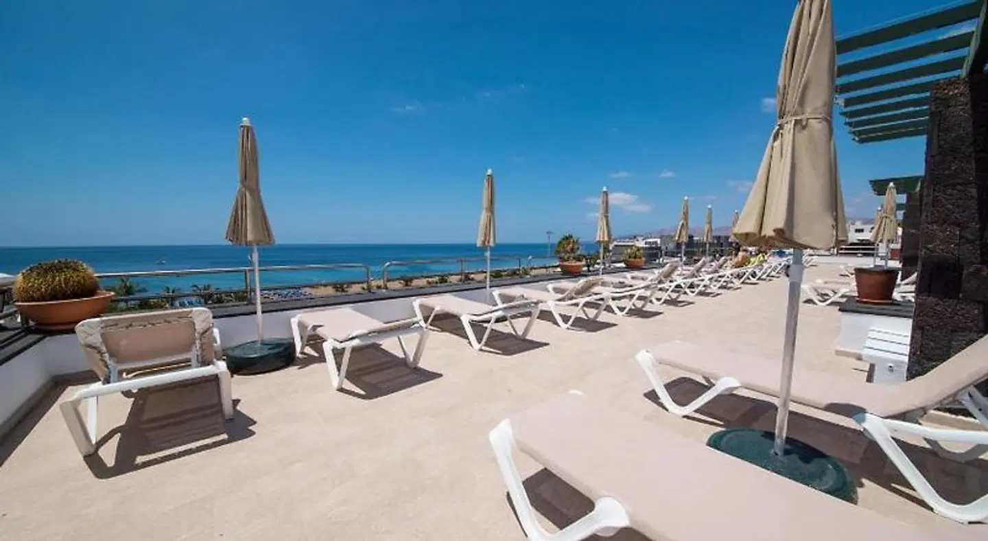 Apartamentos Moraña Strand