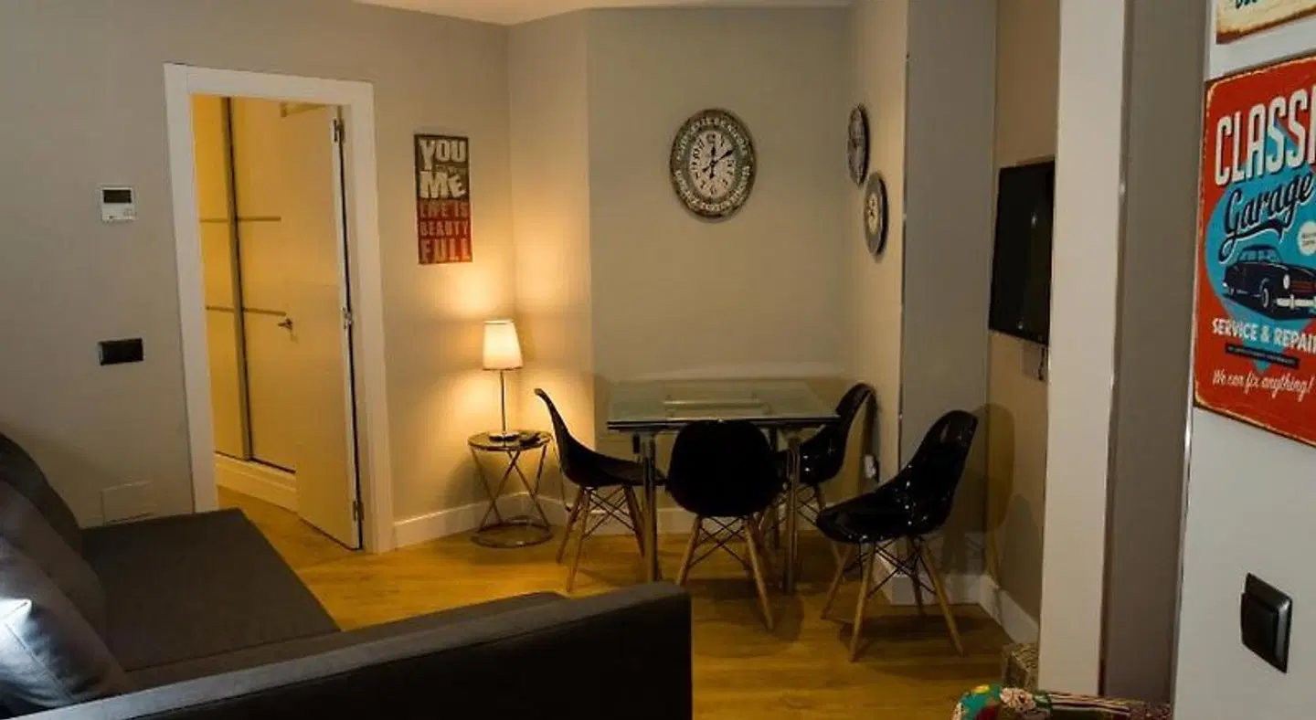 Apartamentos Museum ROOM_EXAMPLE
