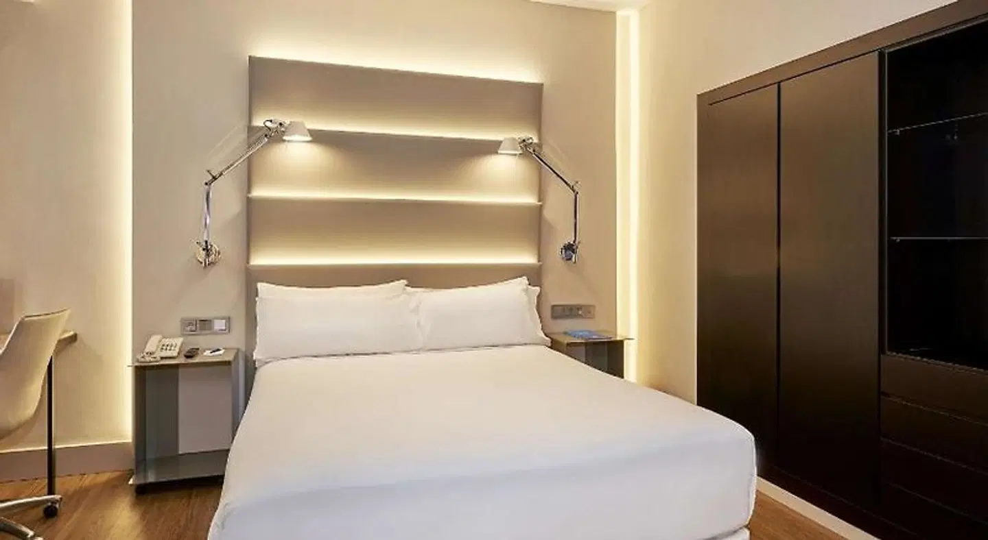 NH Sants Barcelona ROOM_EXAMPLE