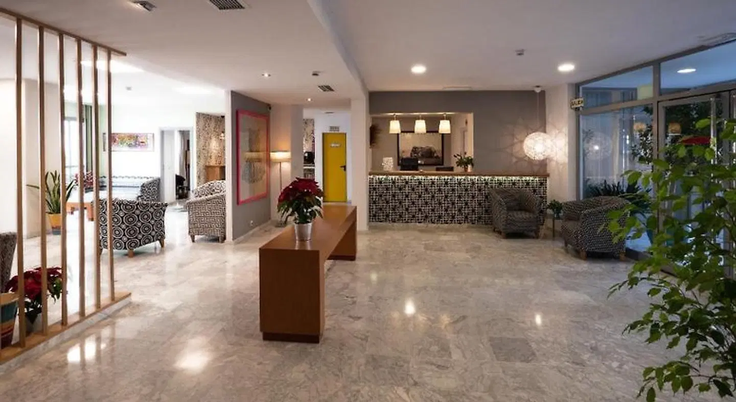 Hotel Plaza Santa Lucía LOUNGE_LOBBY