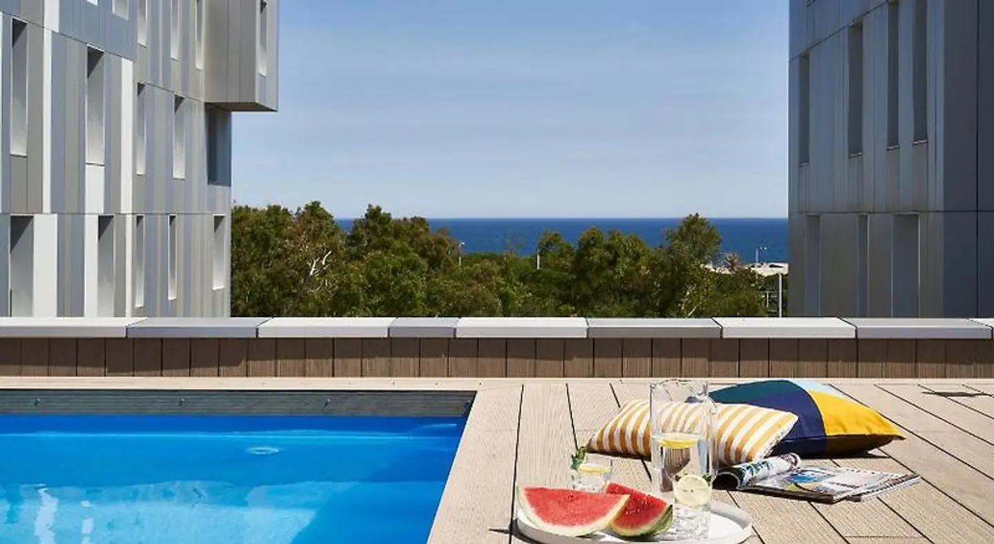 Apartamentos Lugaris Beach Pool