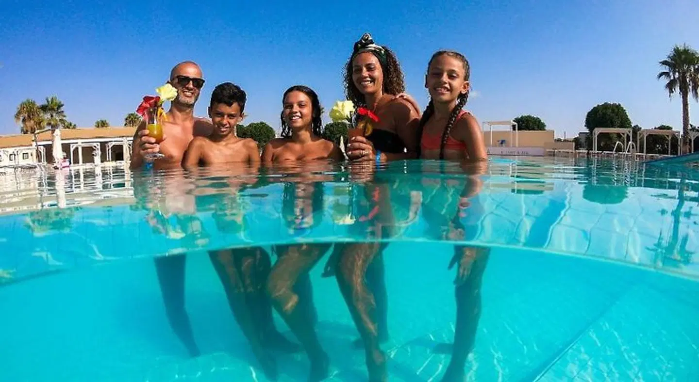 Sikania Resort & Spa OUTDOOR_POOL