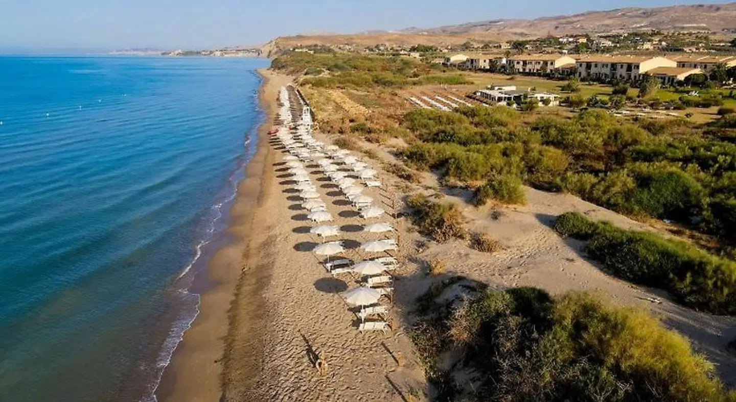 Sikania Resort & Spa LANDSCAPE