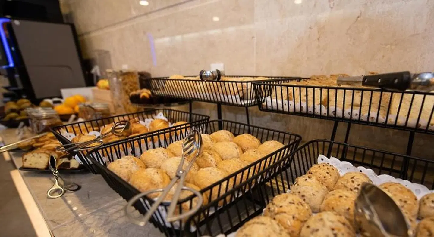 America Diamonds Hotel Restaurant