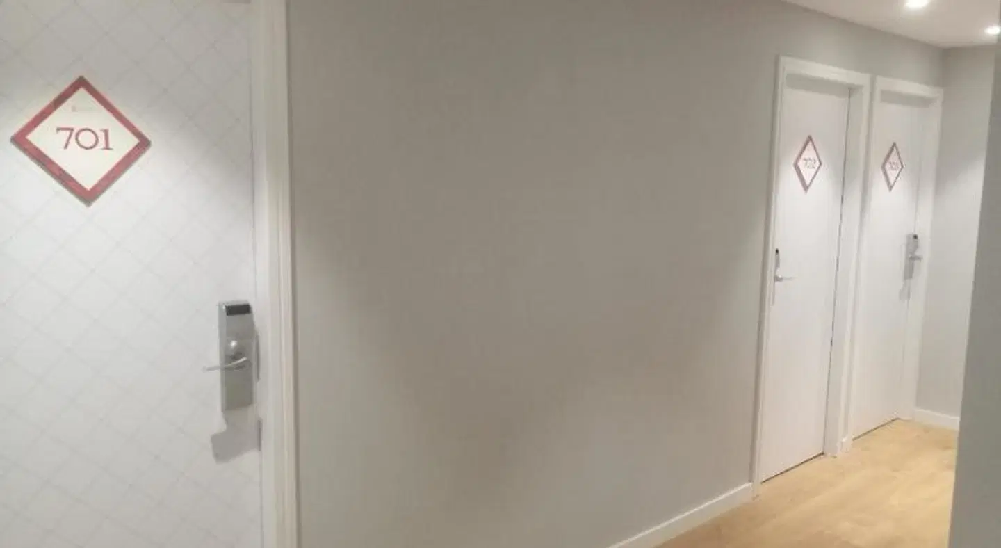 Barcelona Century Hotel Badezimmer