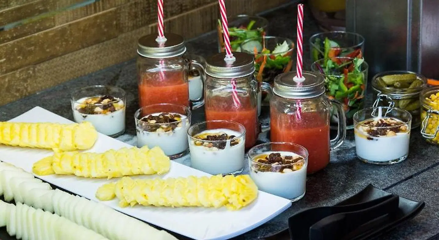 Vincci Mae Restaurant