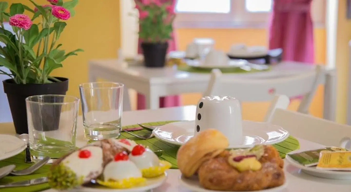 Tra L'Etna E Il Mare B&B Restaurant
