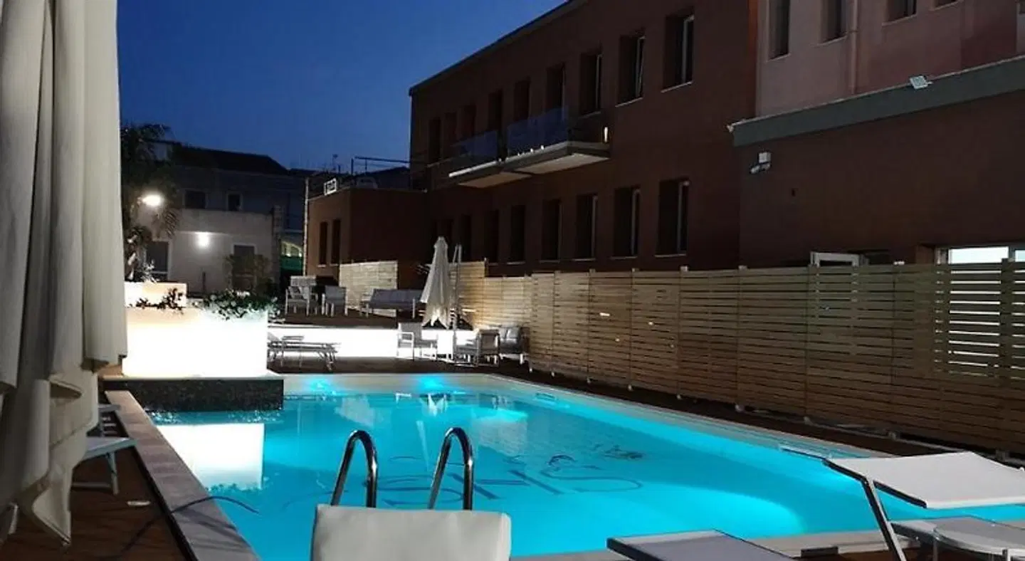 Sicilia Hotel Spa OUTDOOR_POOL