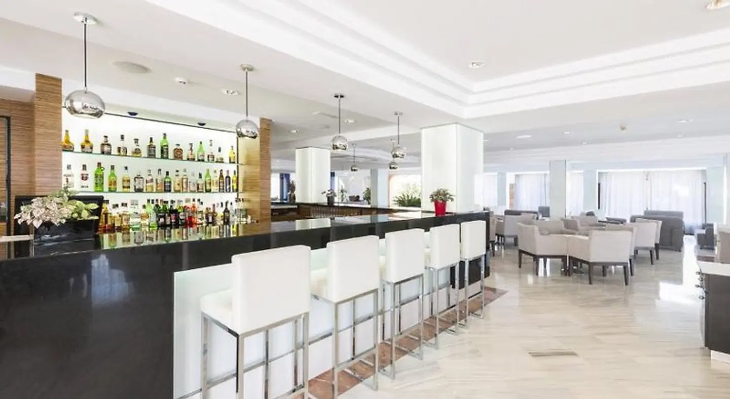 Vista Park Hotel Bar