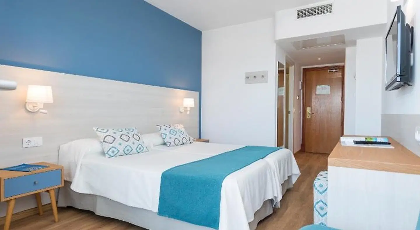 Vista Park Hotel ROOM_EXAMPLE