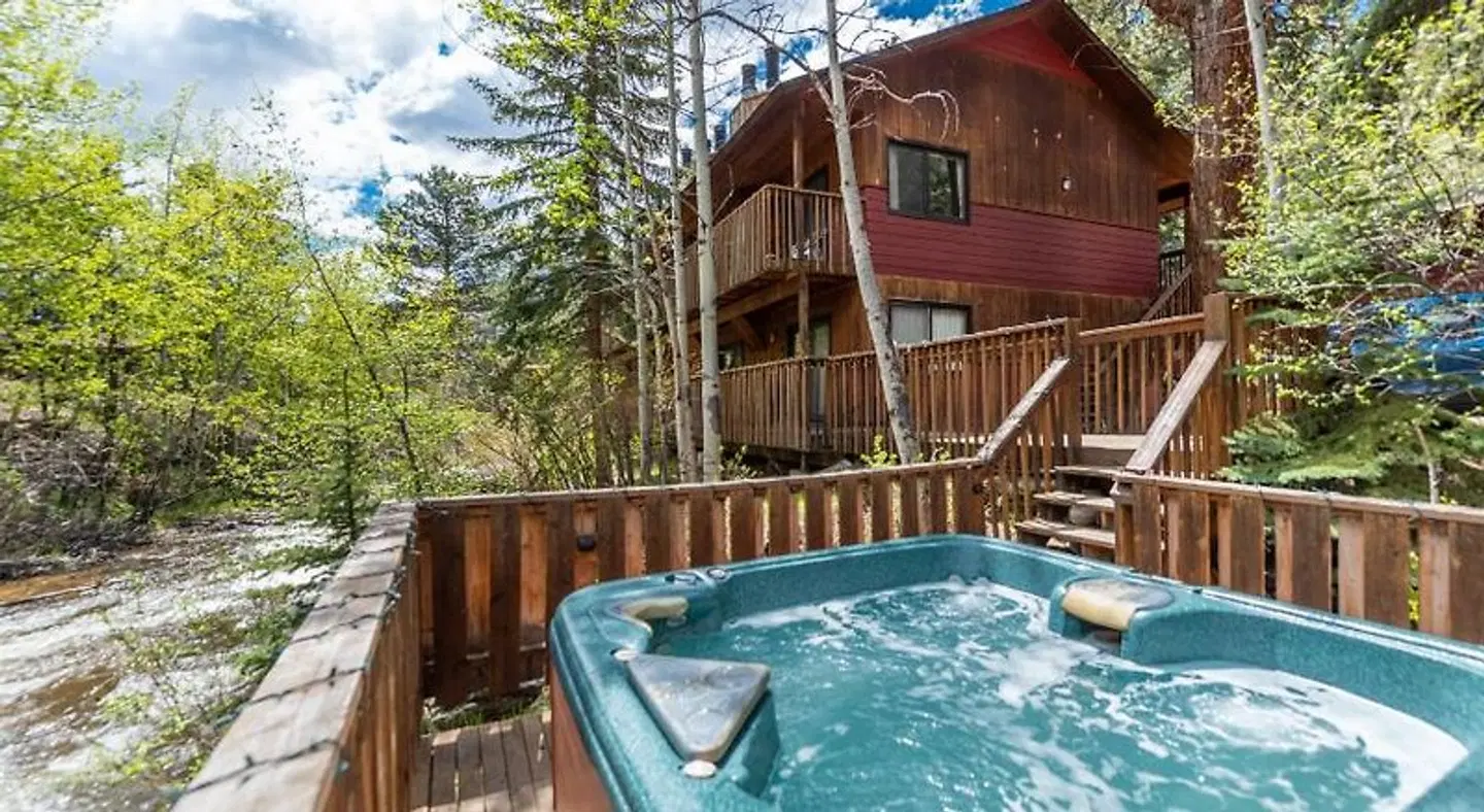 Ponderosa Lodge OUTDOOR_POOL