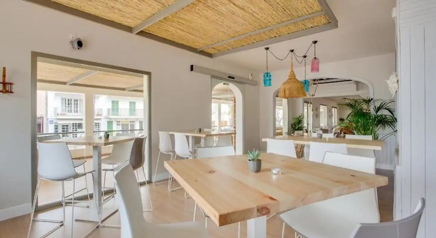 Llaut Boutique Lobby