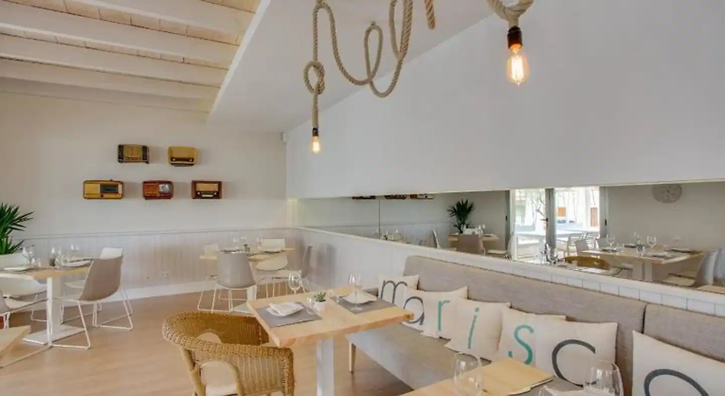 Llaut Boutique Restaurant