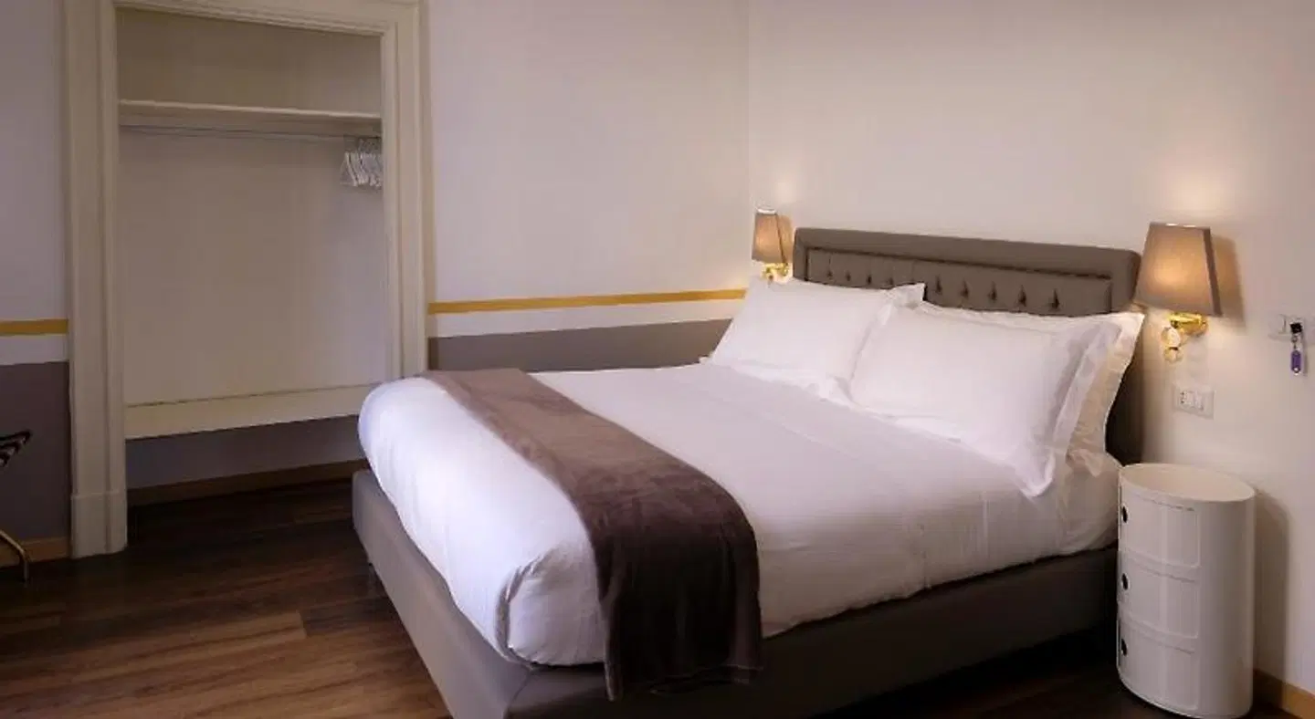 NapoliClass B&B ROOM_EXAMPLE