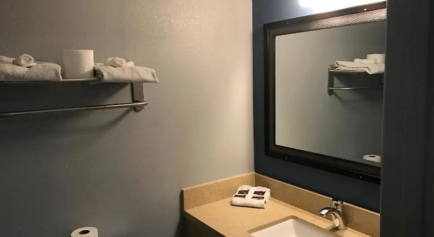 Empire Inn Motel ROOM_EXAMPLE