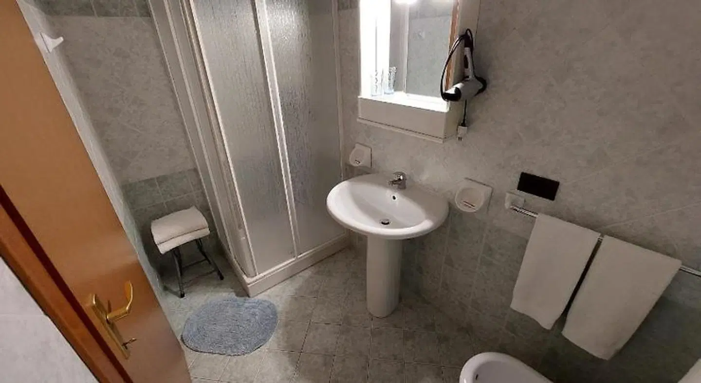 Cloris Guest House Badezimmer