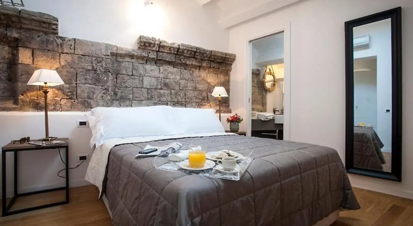 BB 22 Palace ROOM_EXAMPLE