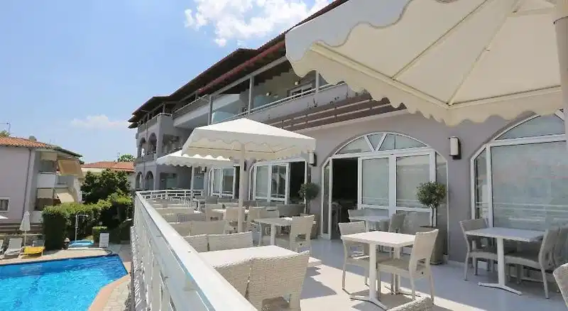 Tropical – Hotelfoto