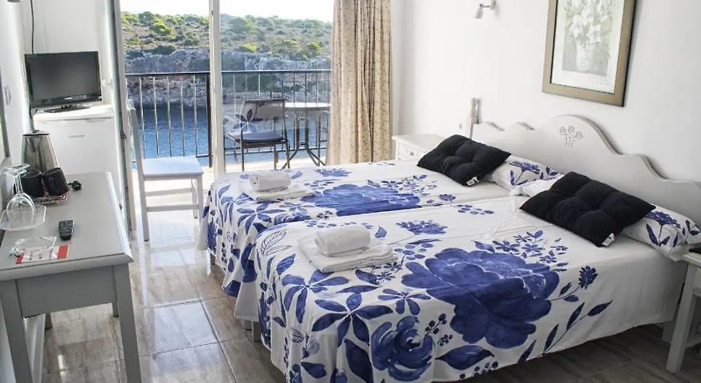 Rocamar ROOM_EXAMPLE
