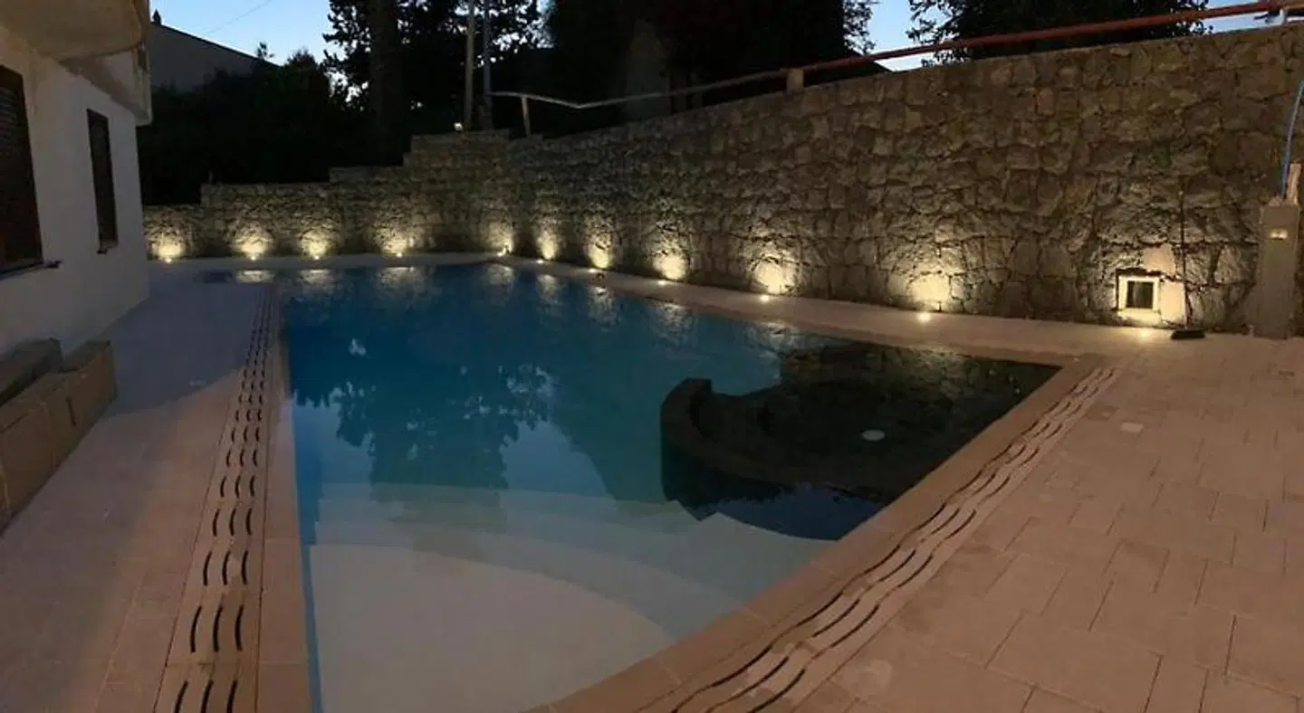 Marty Luxury B&B OUTDOOR_POOL