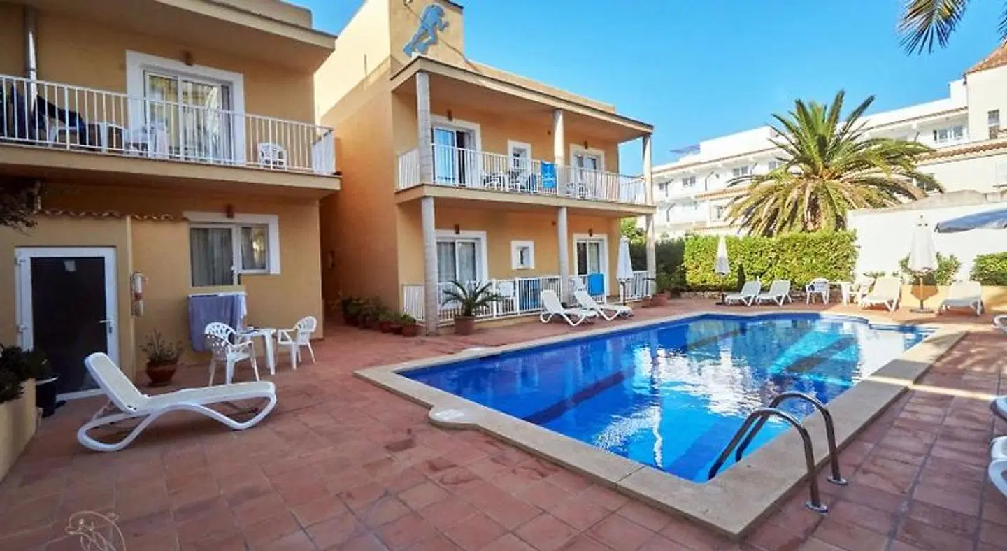 Hostal Bahía Azul OUTDOOR_POOL