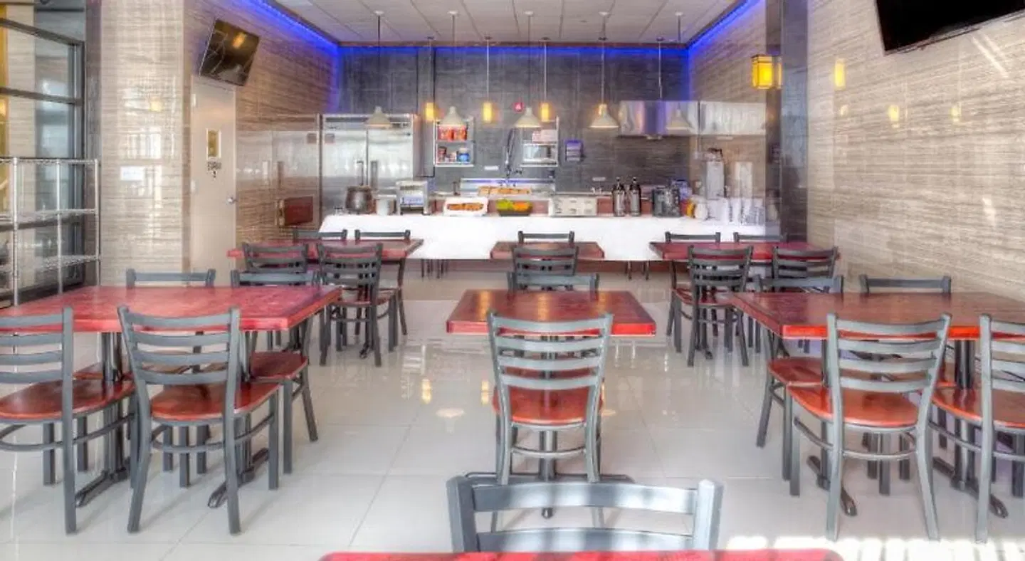 LIC Hotel Bar