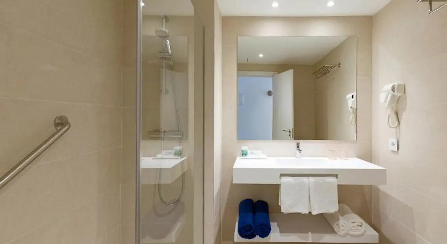 HSM S'Olivera Badezimmer