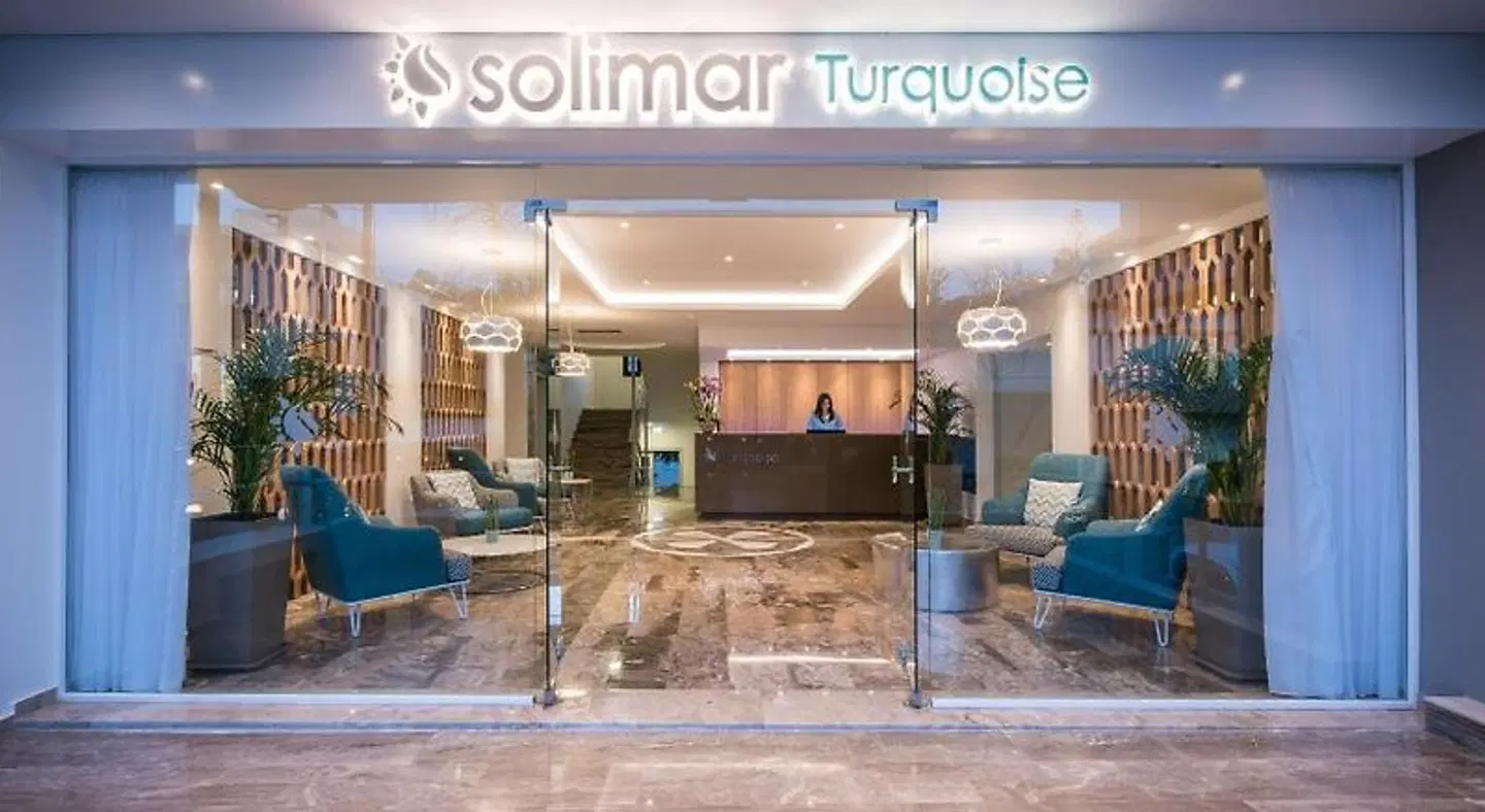 Solimar Turquoise LOUNGE_LOBBY