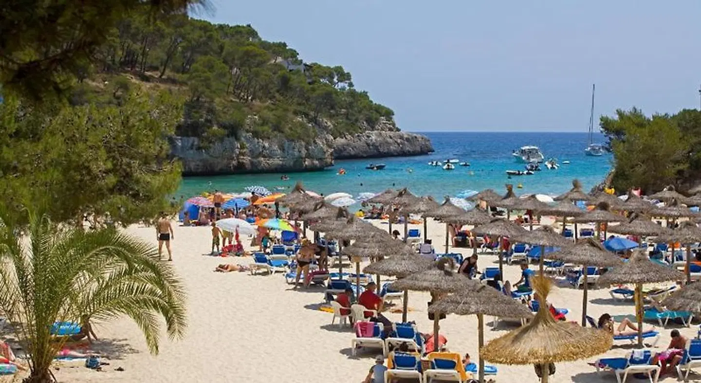 Hotel Apartamentos Cala Santanyi Strand