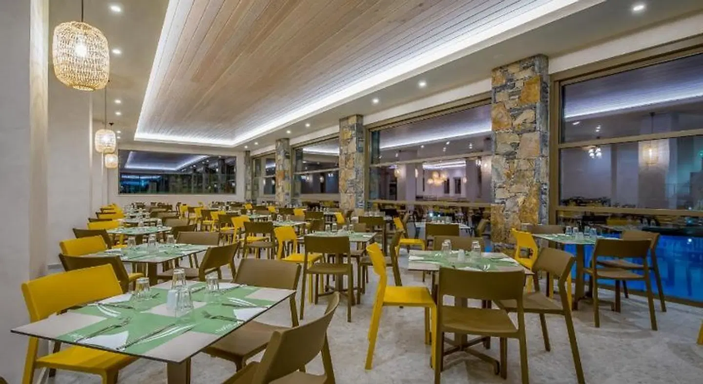 Stefan Village Hotel Restaurant