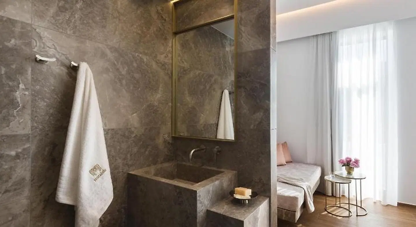 Mirabile Luxury Suites Badezimmer