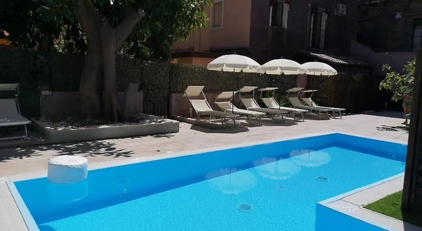 San Max Hotel OUTDOOR_POOL