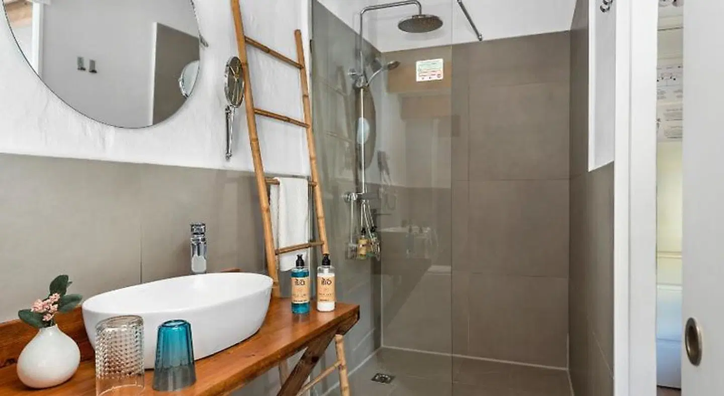 Ses 5 Claus Boutique Badezimmer