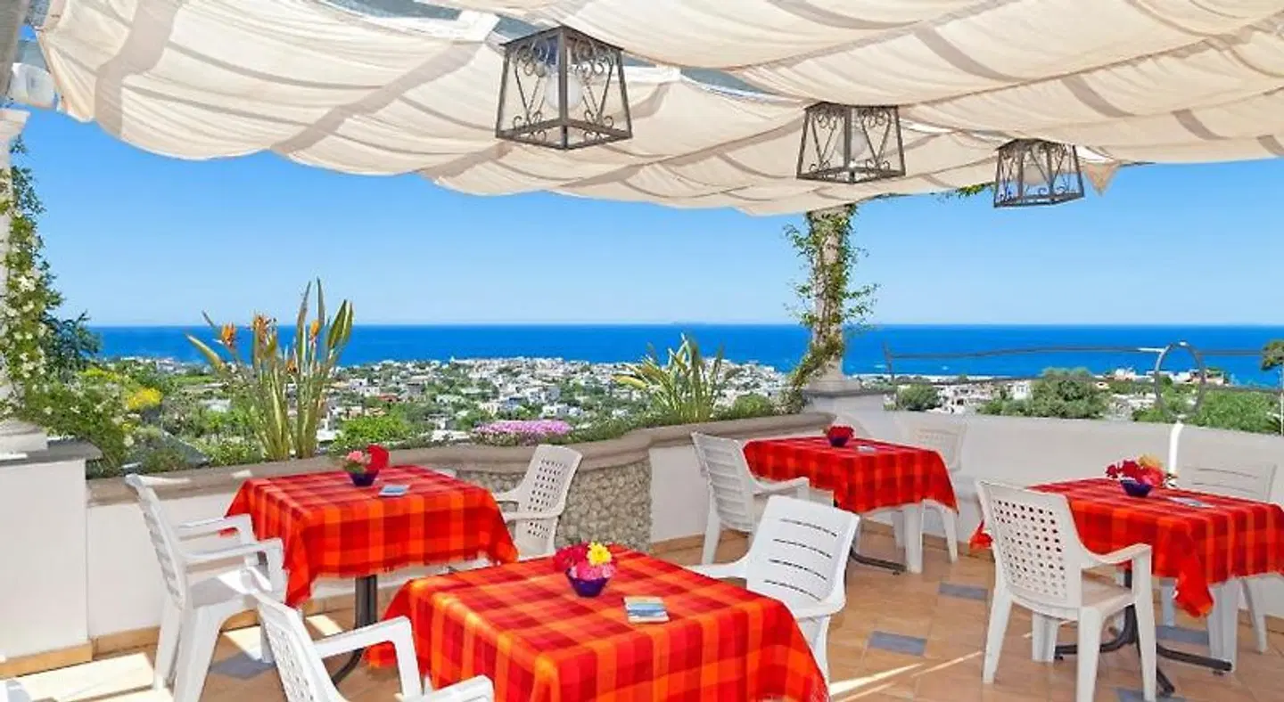 Hotel Residence La Rosa Terrasse