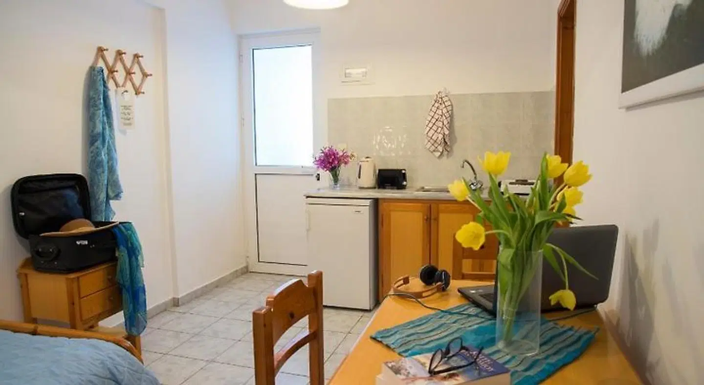 Yiannis Yard Studios & Apartments ROOM_EXAMPLE