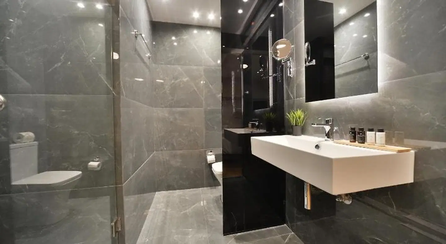 A.P. Acropolis View Apartments Badezimmer