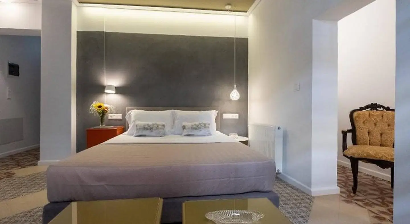 Athenian Yard Suites ROOM_EXAMPLE