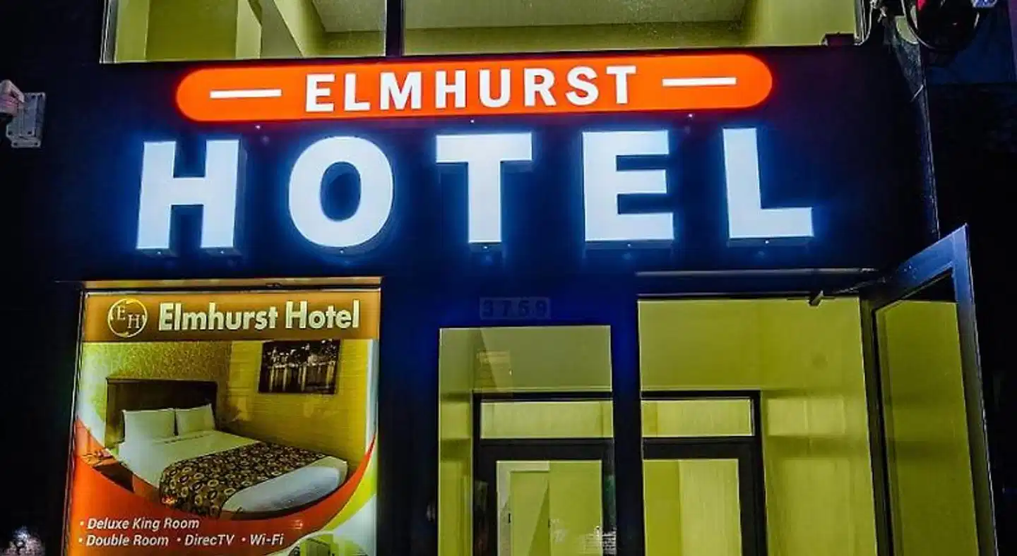 Elmhurst Hotel Modellaufnahme