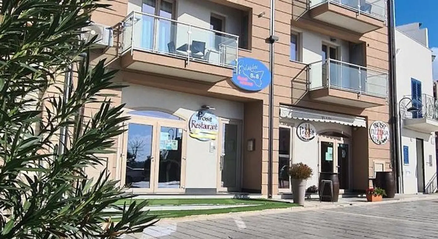 B&B Belvedere EXTERIOR