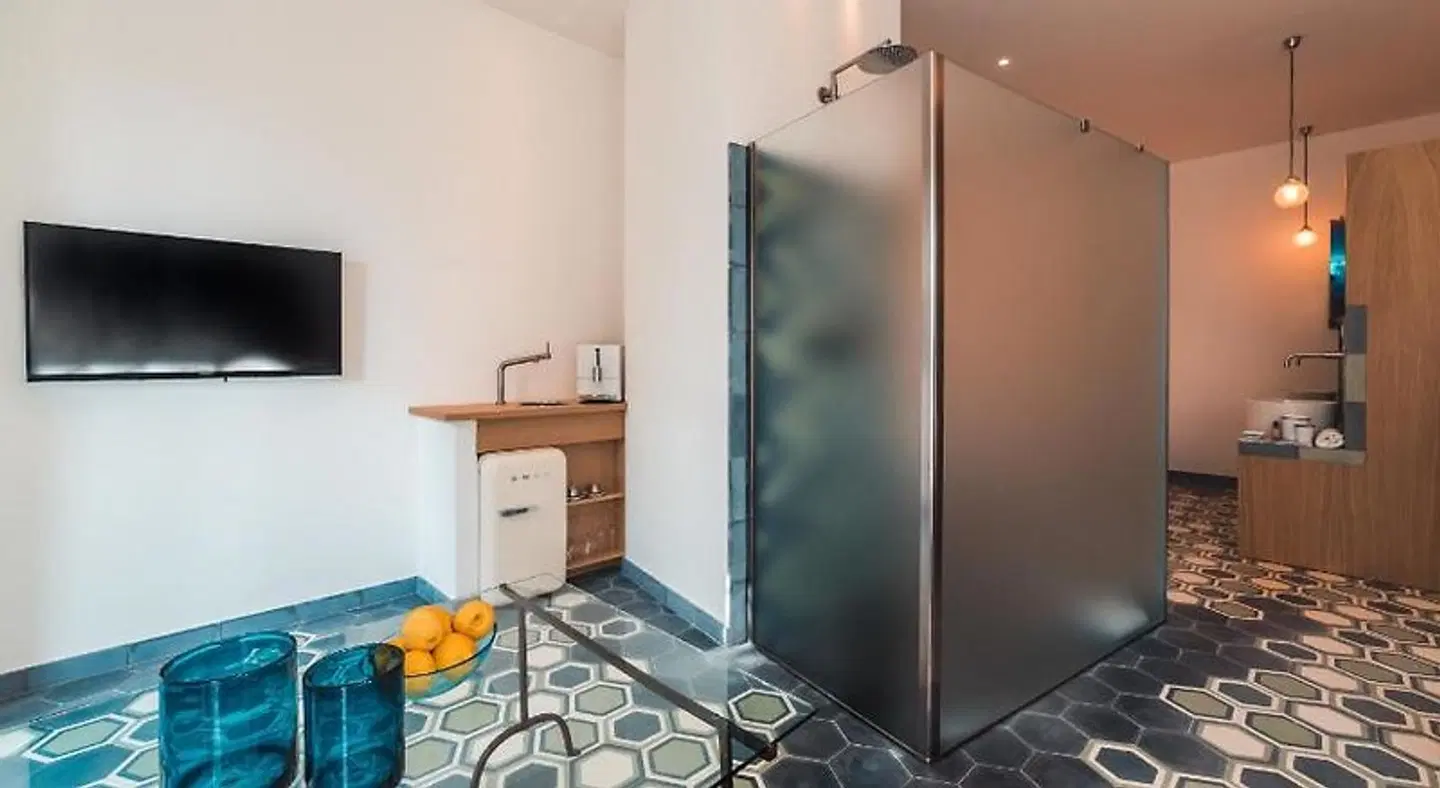 Medousa Bistrot & Suites ROOM_EXAMPLE