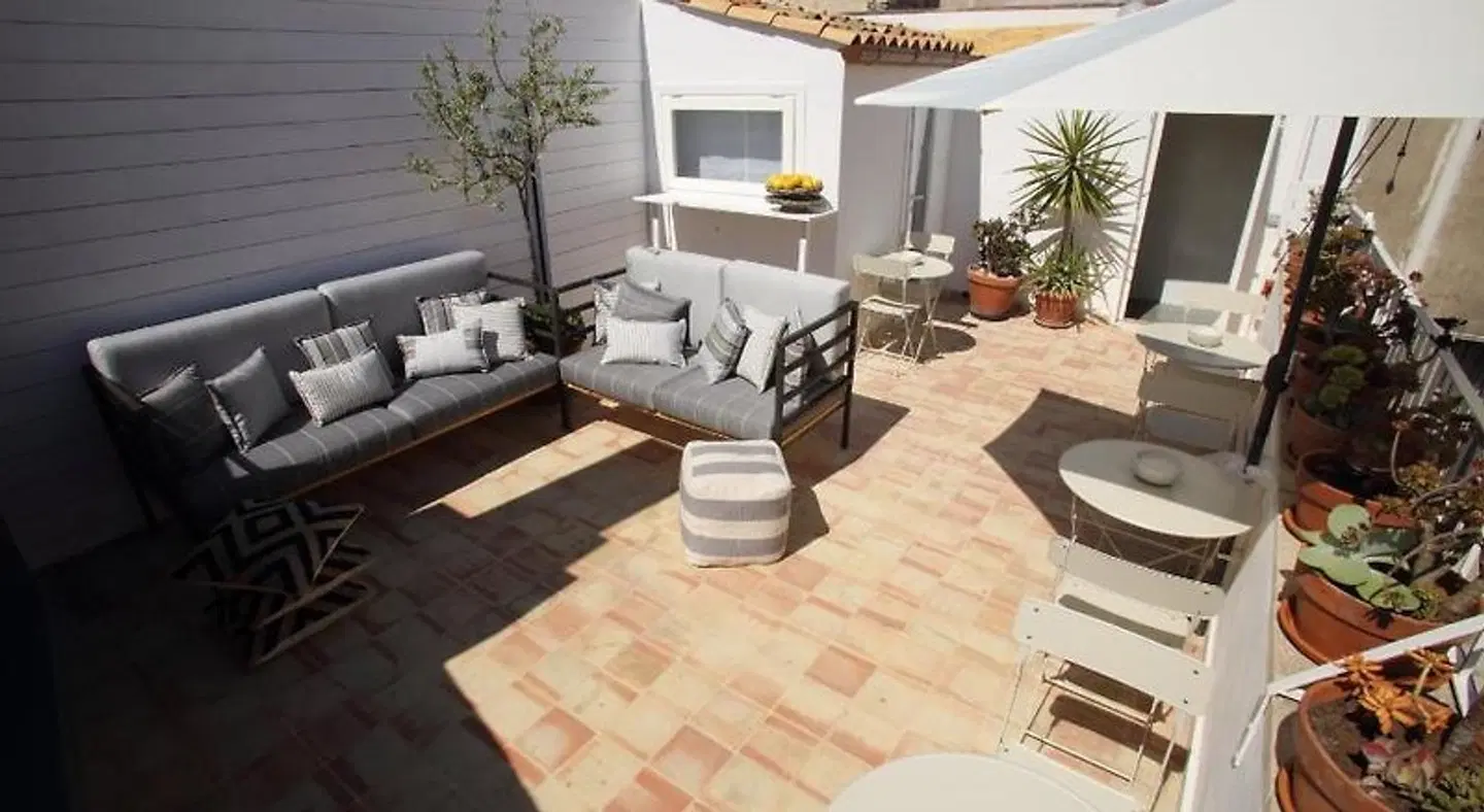 Avolio Tailored Rooms Terrasse