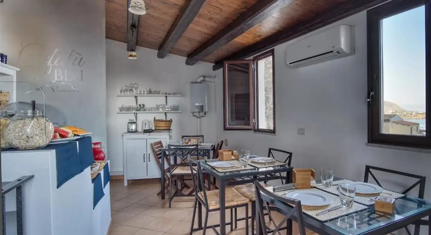 Cefalù in Blu Restaurant