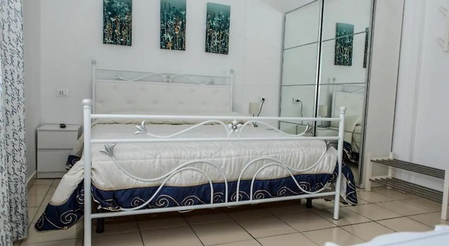 Veda Elegant Rooms ROOM_EXAMPLE