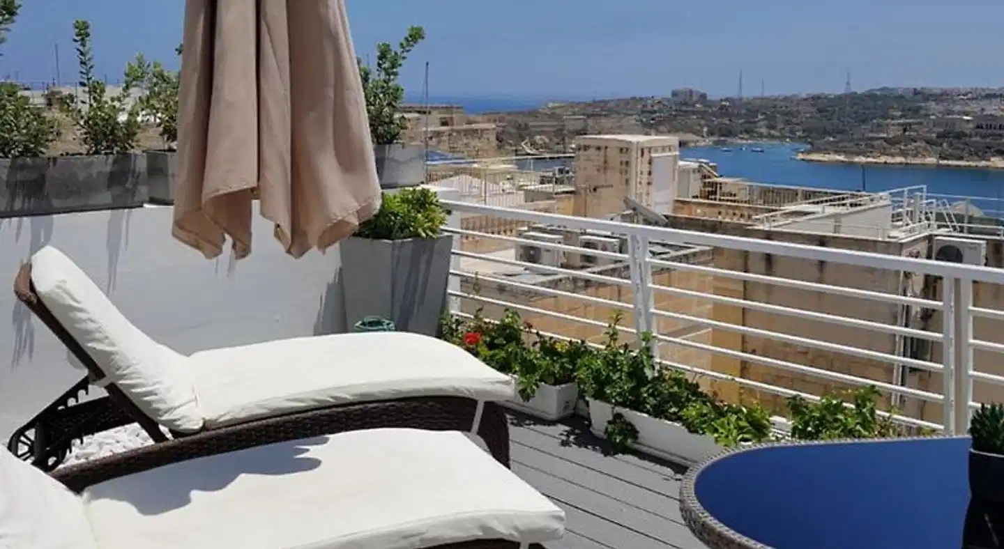 Paulos Valletta Terrasse