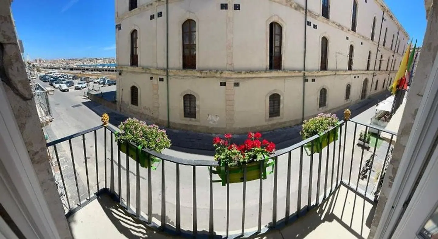 Mastrarua EXTERIOR