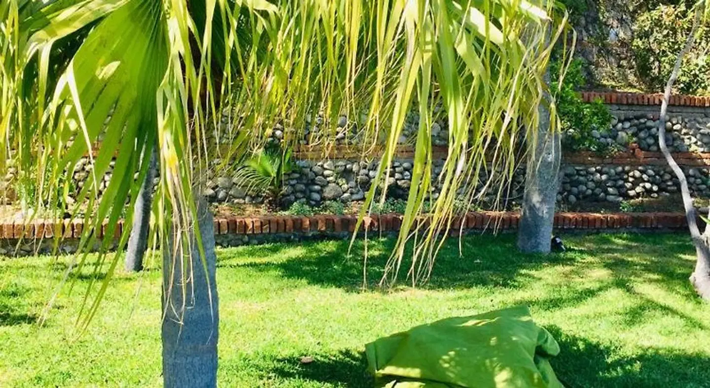 Scilla E Cariddi B&B Garten